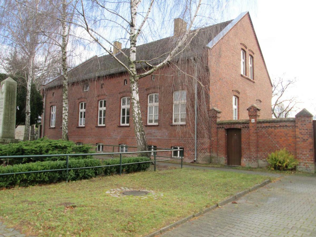 Herberge Im "Alten Pfarrhaus" In Schmergow Am Havel-Radweg Exterior photo